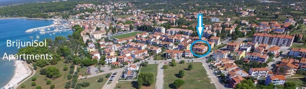 Brijunisol - 3 Apartments Top Position Near The Beautiful Beach Fazana Exterior photo